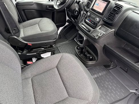 Used 2023 RAM ProMaster 2500 image 22