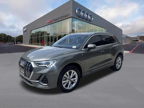 Certified 2025 Audi Q3 2.0T Premium w/ Convenience Package AWD/4WD image 1