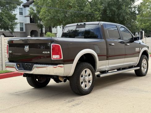 Used 2017 RAM 2500 Laramie AWD/4WD image 2