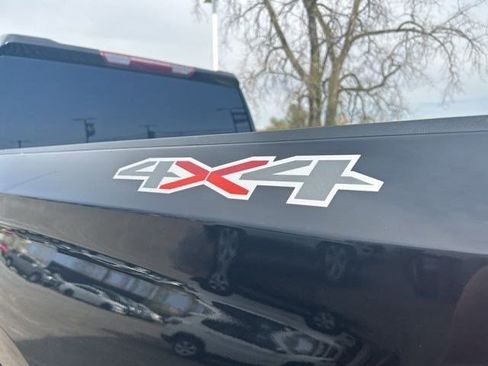 Used 2021 Chevrolet Silverado 1500 LT image 45