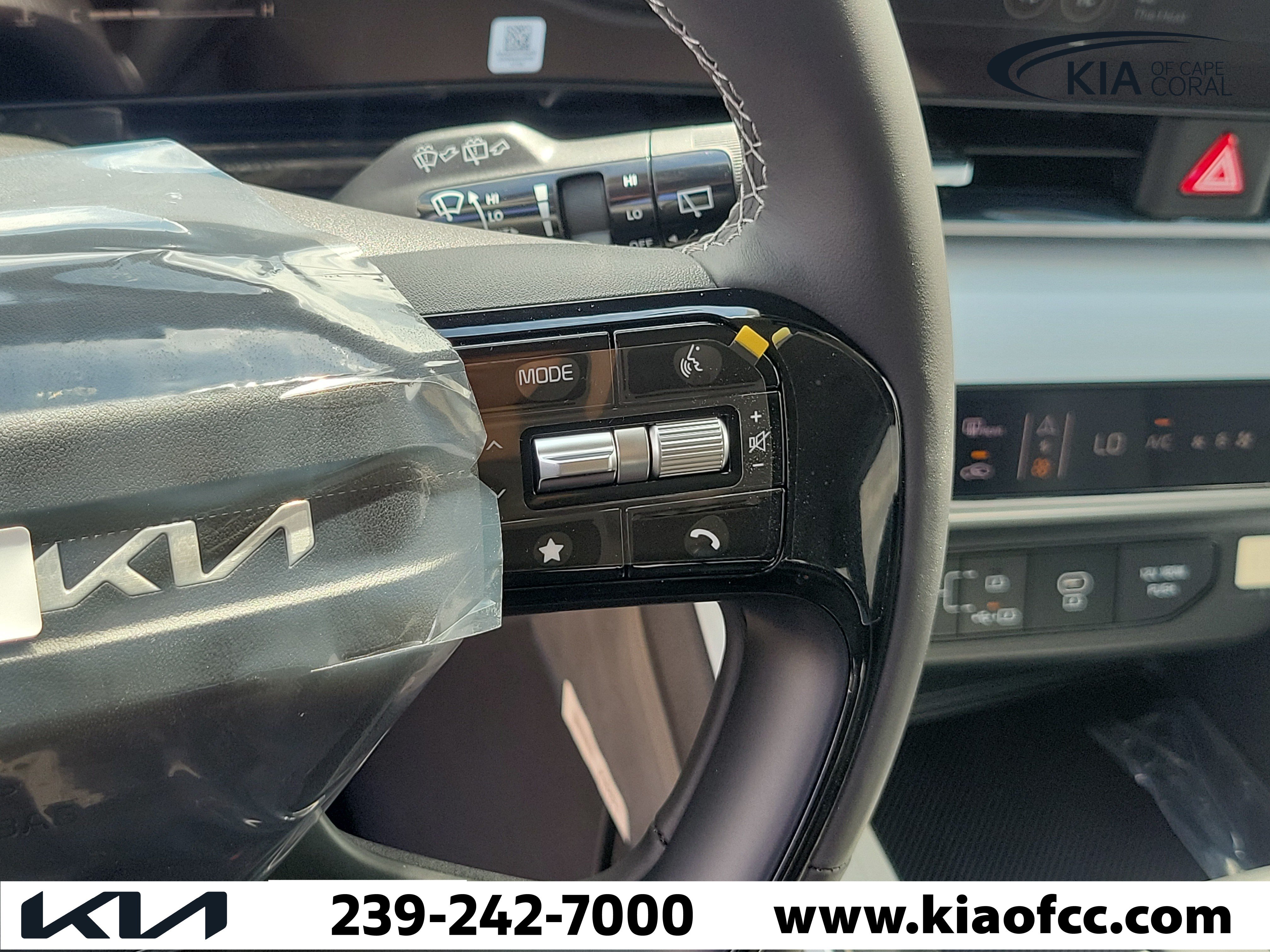 New 2027 Kia Carnival FWD image 26
