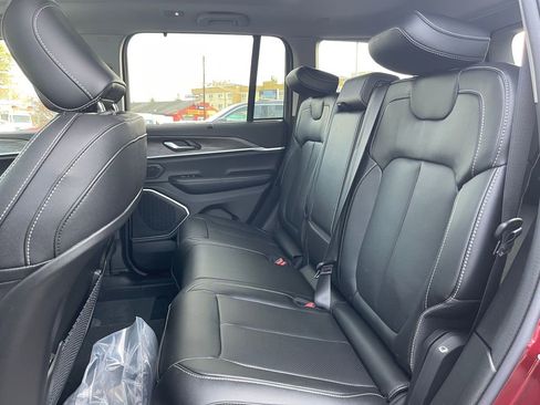 New 2024 Jeep Grand Cherokee Limited 4xe w/ Luxury Tech Group II AWD/4WD image 16