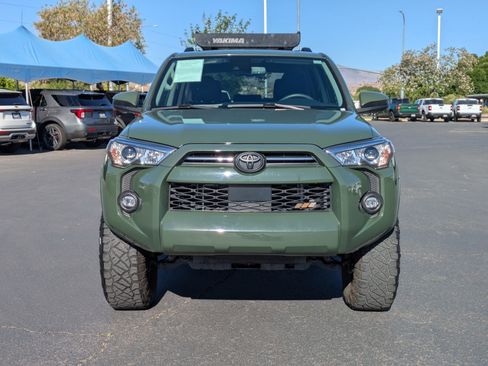 Used 2021 Toyota 4Runner Trail Special Edition AWD/4WD image 9