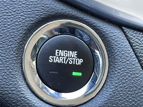 Used 2019 Chevrolet Impala LT w/ LT Convenience Package FWD image 28