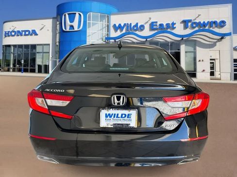 Used 2018 Honda Accord EX-L image 7