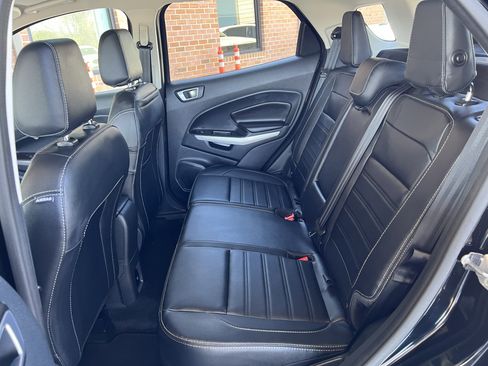 Used 2022 Ford EcoSport Titanium image 17