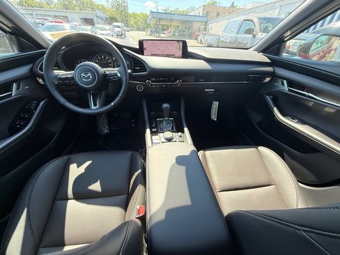 New 2026 MAZDA MAZDA3 Hatchback w/Premium Plus Pkg AWD/4WD image 27