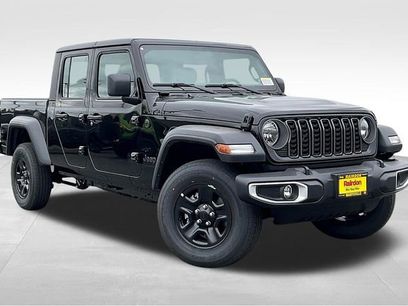 New 2025 Jeep Gladiator Sport