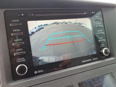 Used 2018 Toyota Sienna LE FWD image 11