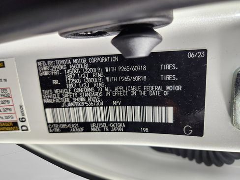 Certified 2023 Lexus GX 460 Premium w/ Premium Package AWD/4WD image 39
