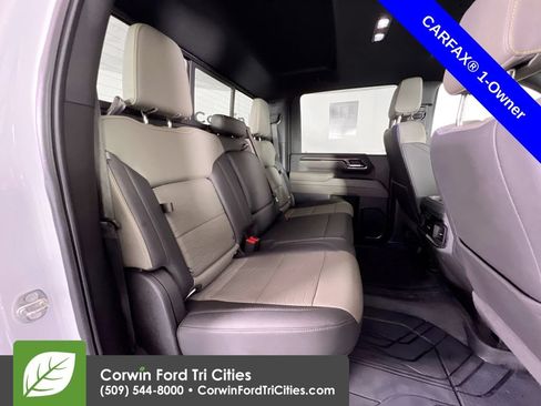 Used 2024 Chevrolet Silverado 2500 ZR2 w/ Technology Package AWD/4WD image 17