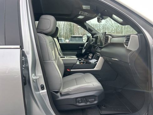 New 2026 Toyota Tundra Limited AWD/4WD image 17