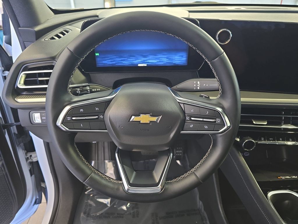 Used 2024 Chevrolet Traverse LT FWD image 19
