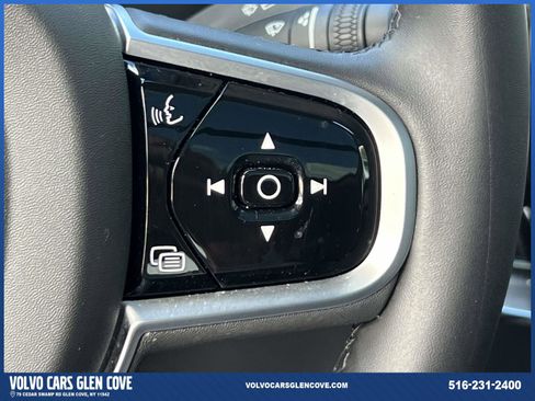 Certified 2025 Volvo XC90 B5 Core w/ Climate Package image 21