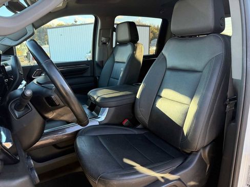 Used 2024 Chevrolet Silverado 2500 LTZ w/ LTZ Convenience Package image 27