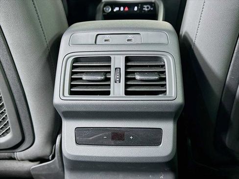 Certified 2025 Audi Q5 Premium Plus w/ Premium Plus AWD/4WD image 23