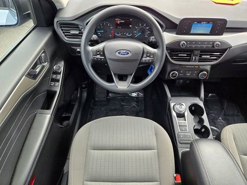 Used 2022 Ford Escape S image 8
