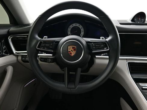 Certified 2023 Porsche Panamera Platinum Edition image 13