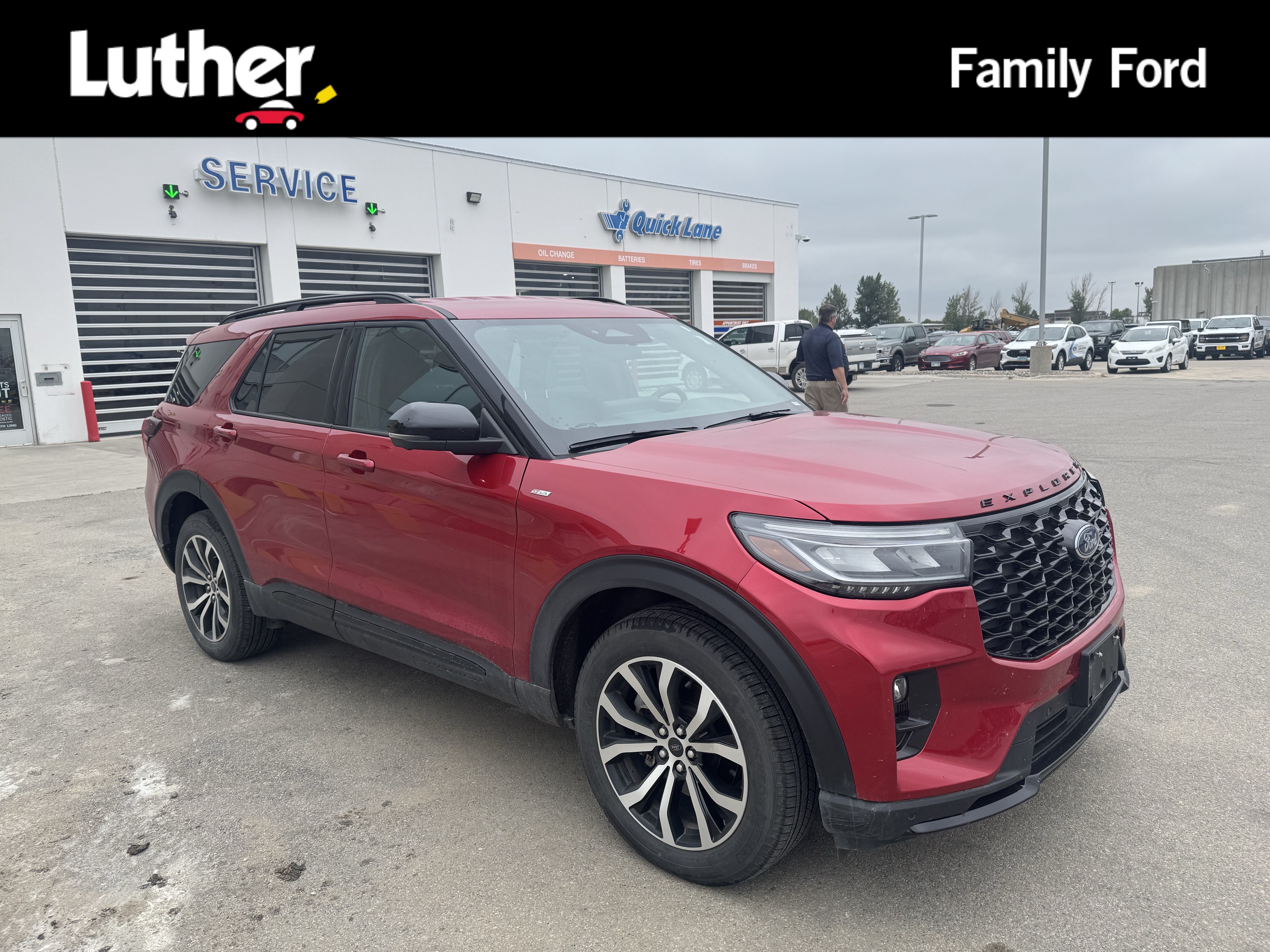 Used 2025 Ford Explorer ST-Line AWD/4WD image 1