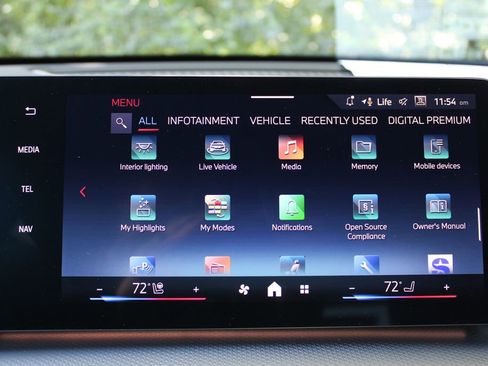 New 2026 BMW X1 M35i image 16