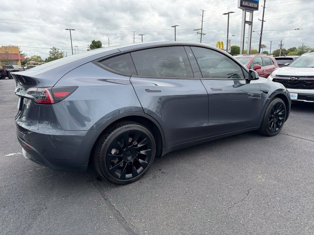 Used 2023 Tesla Model Y Long Range AWD/4WD image 12