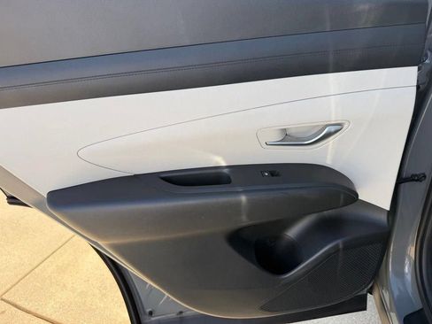 Used 2025 Hyundai Tucson SEL AWD/4WD image 13