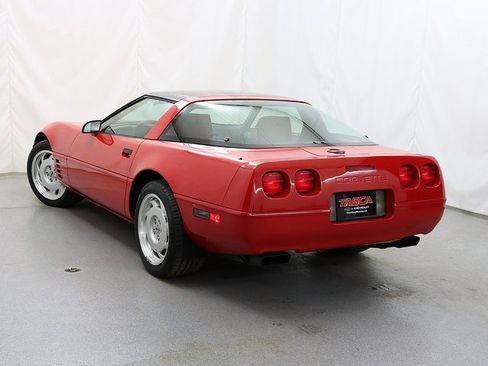 Used 1992 Chevrolet Corvette Coupe image 9