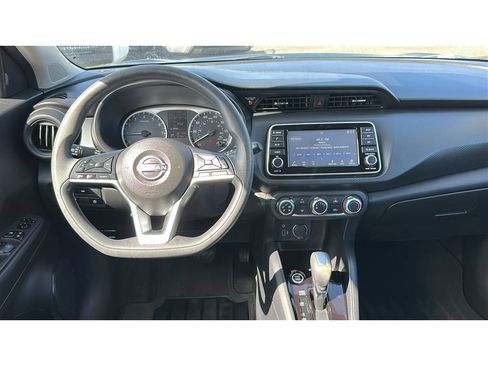 Used 2022 Nissan Kicks S FWD image 19