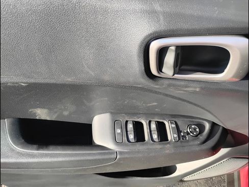 New 2026 Hyundai Venue SE image 20