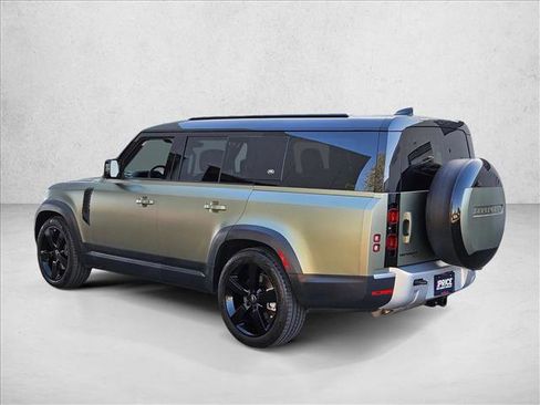 Used 2023 Land Rover Defender 130 SE AWD/4WD image 8