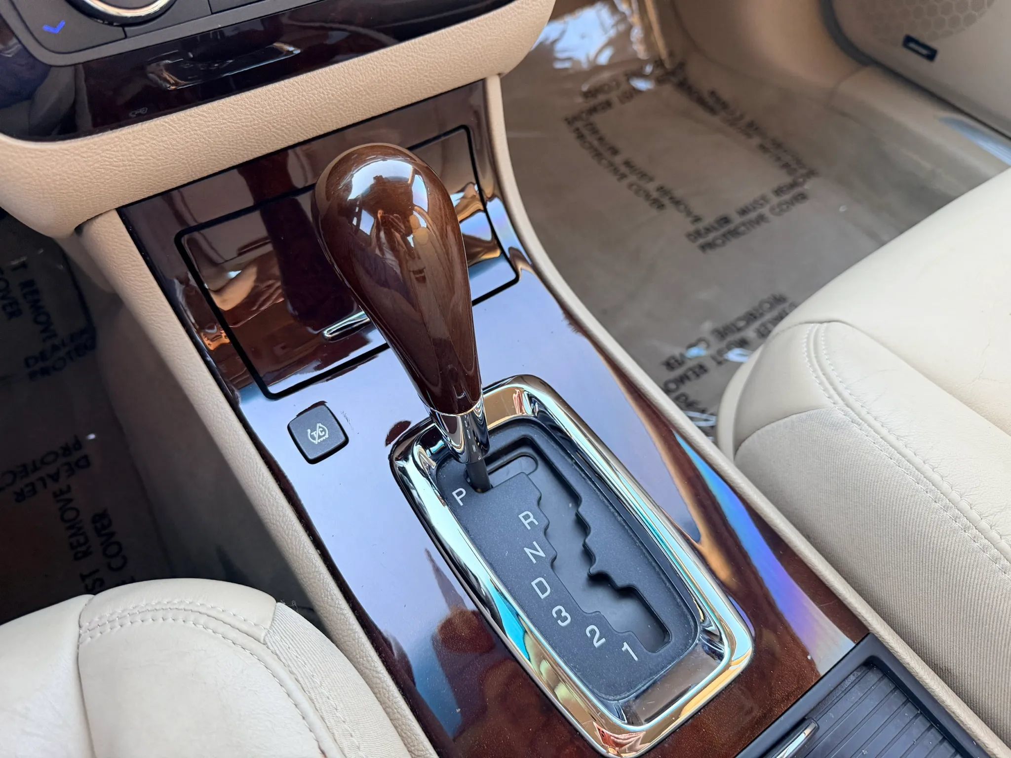Used 2006 Cadillac DTS FWD image 19