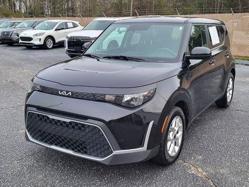 Used 2024 Kia Soul LX w/ Option Group 015 image 6