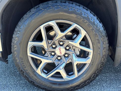 Used 2023 GMC Sierra 1500 SLT w/ SLT Premium Plus Package image 49