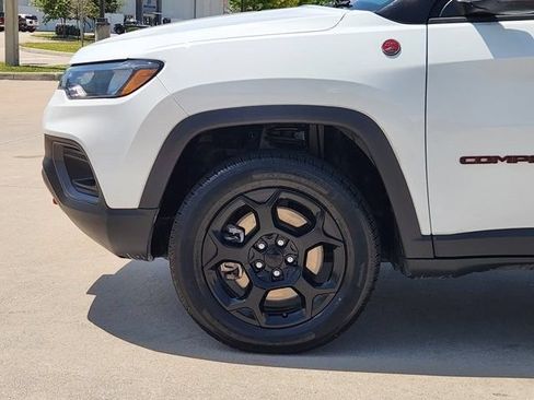 Used 2024 Jeep Compass Trailhawk AWD/4WD image 8