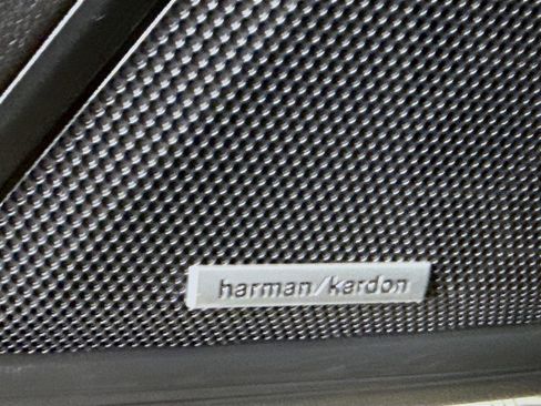 Certified 2025 Subaru Outback Limited image 13