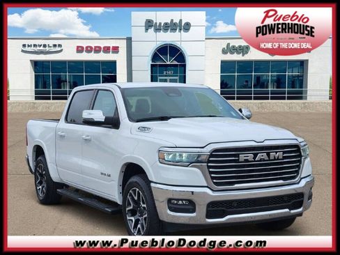 Used 2025 RAM 1500 Laramie AWD/4WD image 1