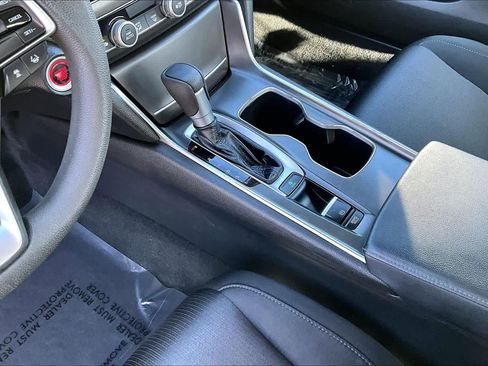 Used 2018 Honda Accord LX image 16