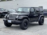 Used 2018 Jeep Wrangler Unlimited Sahara image 3