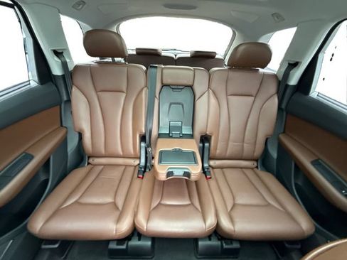 Used 2018 Audi Q7 3.0T Prestige w/ Prestige Package AWD/4WD image 16