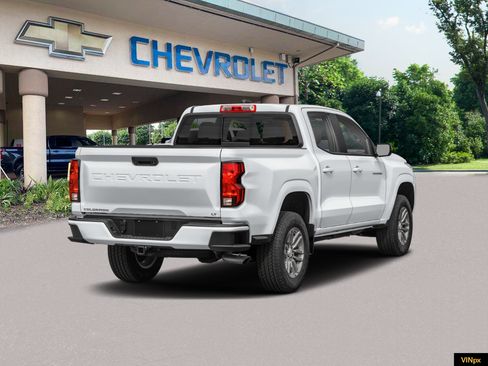 New 2026 Chevrolet Colorado LT RWD image 2