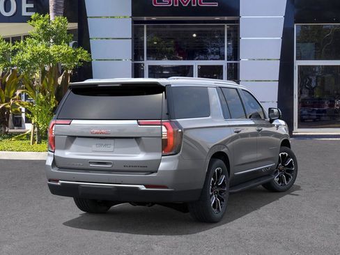 New 2026 GMC Yukon XL Elevation w/ Elevation Premium Package image 4