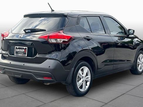 Used 2020 Nissan Kicks S FWD image 13
