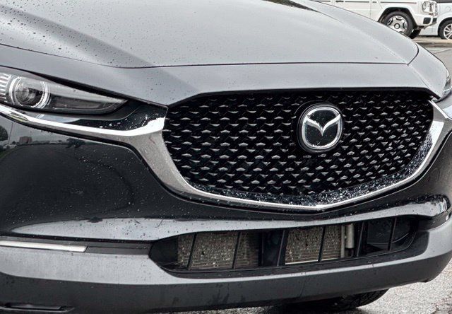 Used 2021 MAZDA CX-30 FWD 2.5 S w/ Premium Package image 2