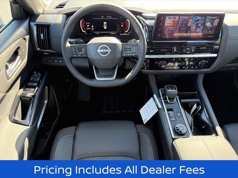 New 2026 Nissan Pathfinder SL w/ SL Premium Package AWD/4WD image 23