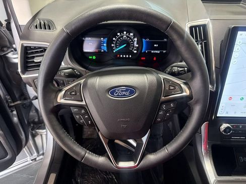 Used 2024 Ford Edge Titanium w/ Equipment Group 301A AWD/4WD image 19