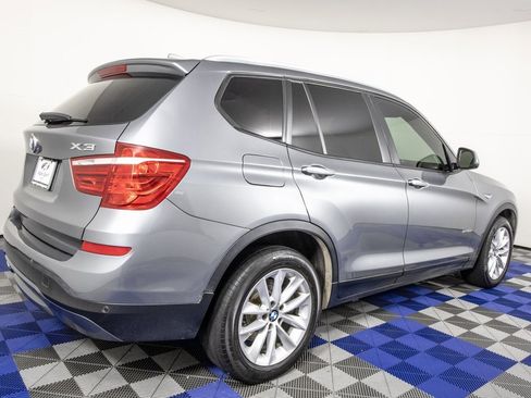 Used 2017 BMW X3 sDrive28i image 4