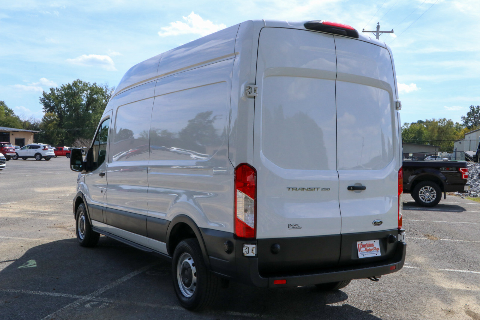 Used 2024 Ford Transit 250 148 High Roof w/ Load Area Protection Package RWD image 9