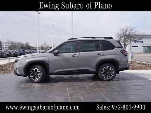 Used 2026 Subaru Forester Premium image 2