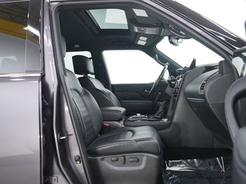 Used 2024 INFINITI QX80 Premium Select image 12