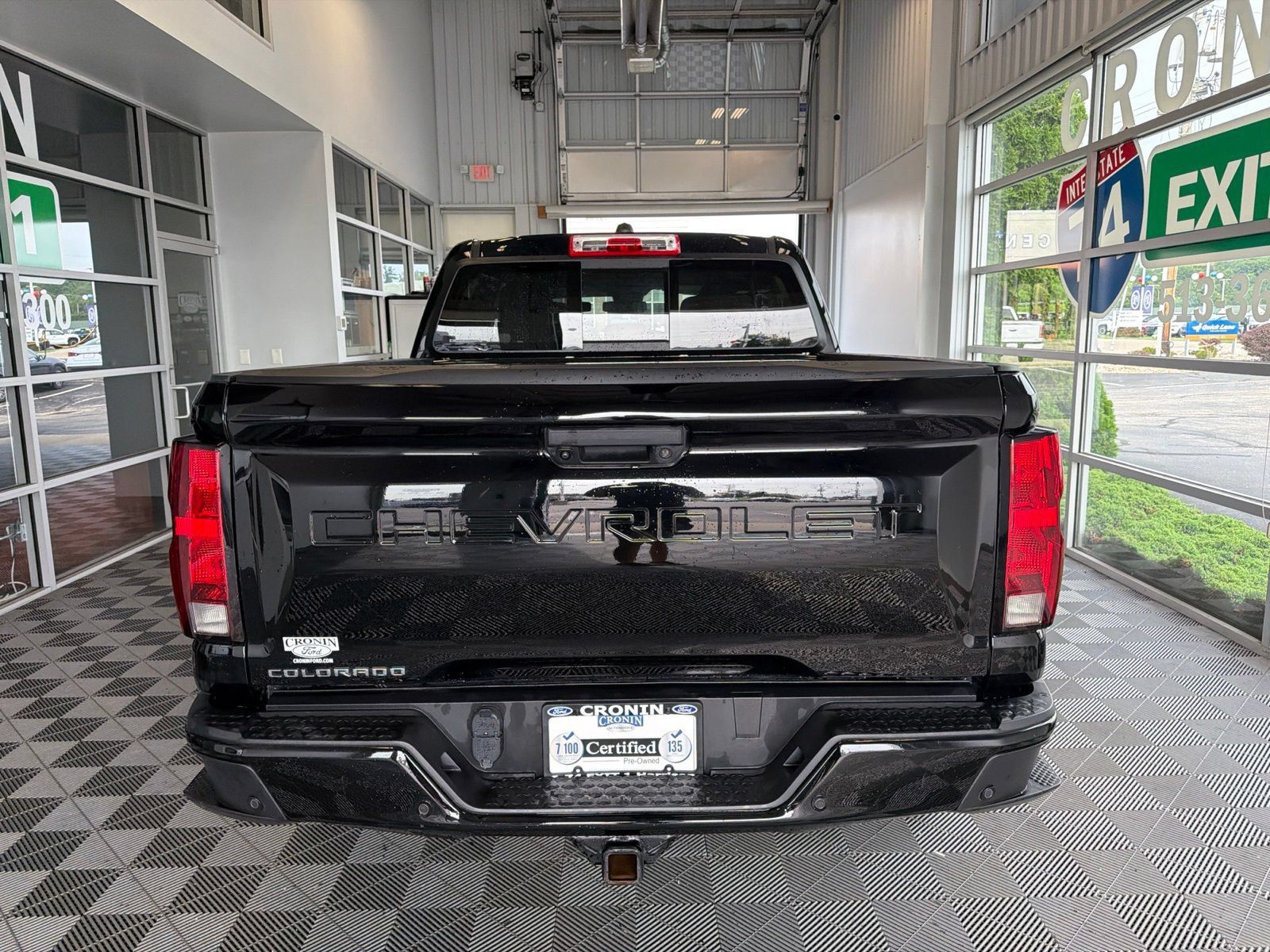 Used 2024 Chevrolet Colorado Trail Boss w/ Technology Package AWD/4WD image 5
